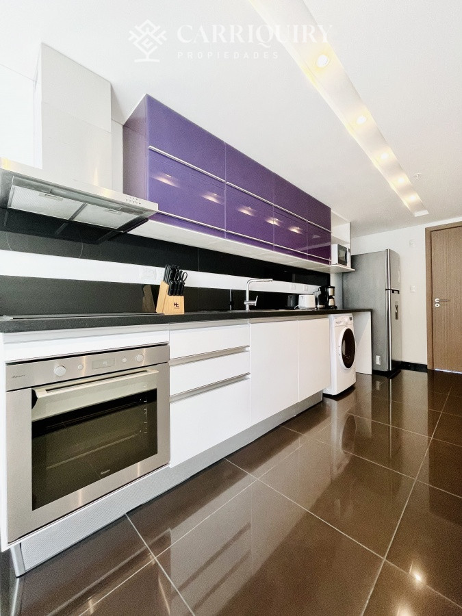 Apartamento ID.5195/Peninsula-con-excente-vista- - Apartamento de 2 Dormitorios y Parrillero con Vista al Mar en Playa Brava, Look Tower