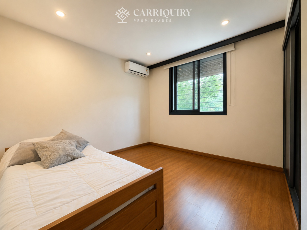 Casa ID.10381/CASA-EN-ALQUILER-MOTOYA-LA-BARRA - Moderna Casa de 4 Dormitorios y Dependencia, con Piscina Climatizada y Barbacoa en Playa Mansa, Punta del Este
