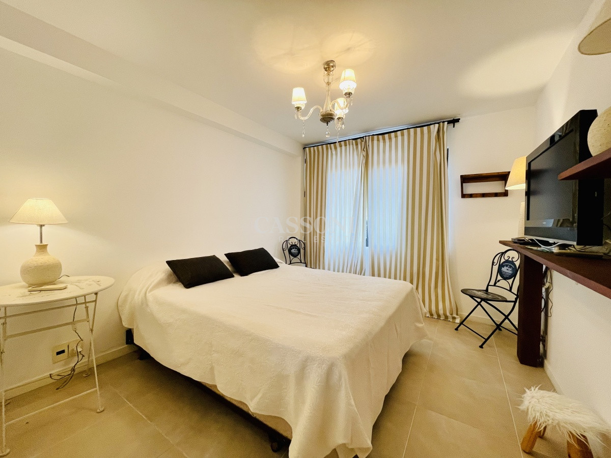 Apartamento ID.3443 - Venta y alquiler de apartamento de dos dormitorios con parrillero de uso exclusivo en Punta Ballena