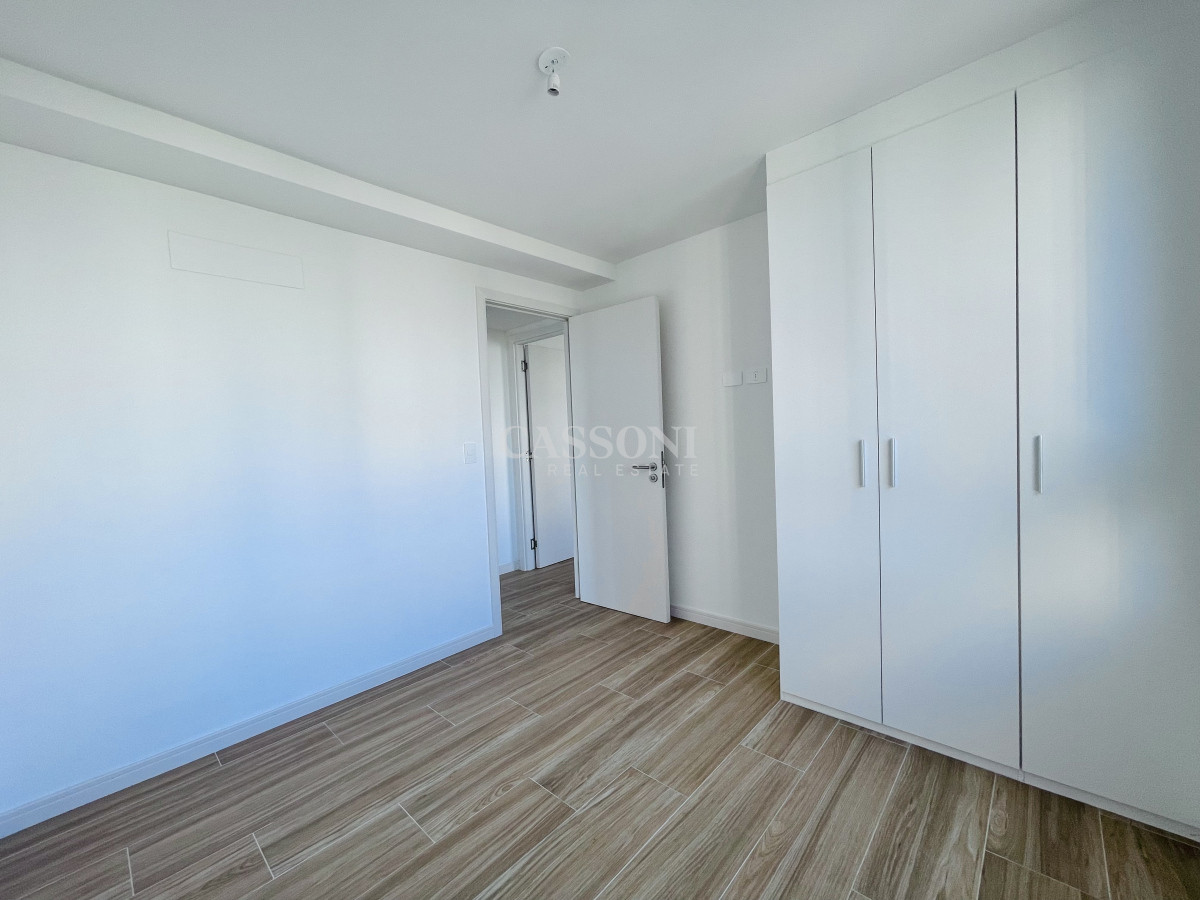 Apartamento ID.2610 - Apartamento de 2 Dormitorios a Estrenar en Alquiler Anual y venta, Playa Brava, Punta del Este
