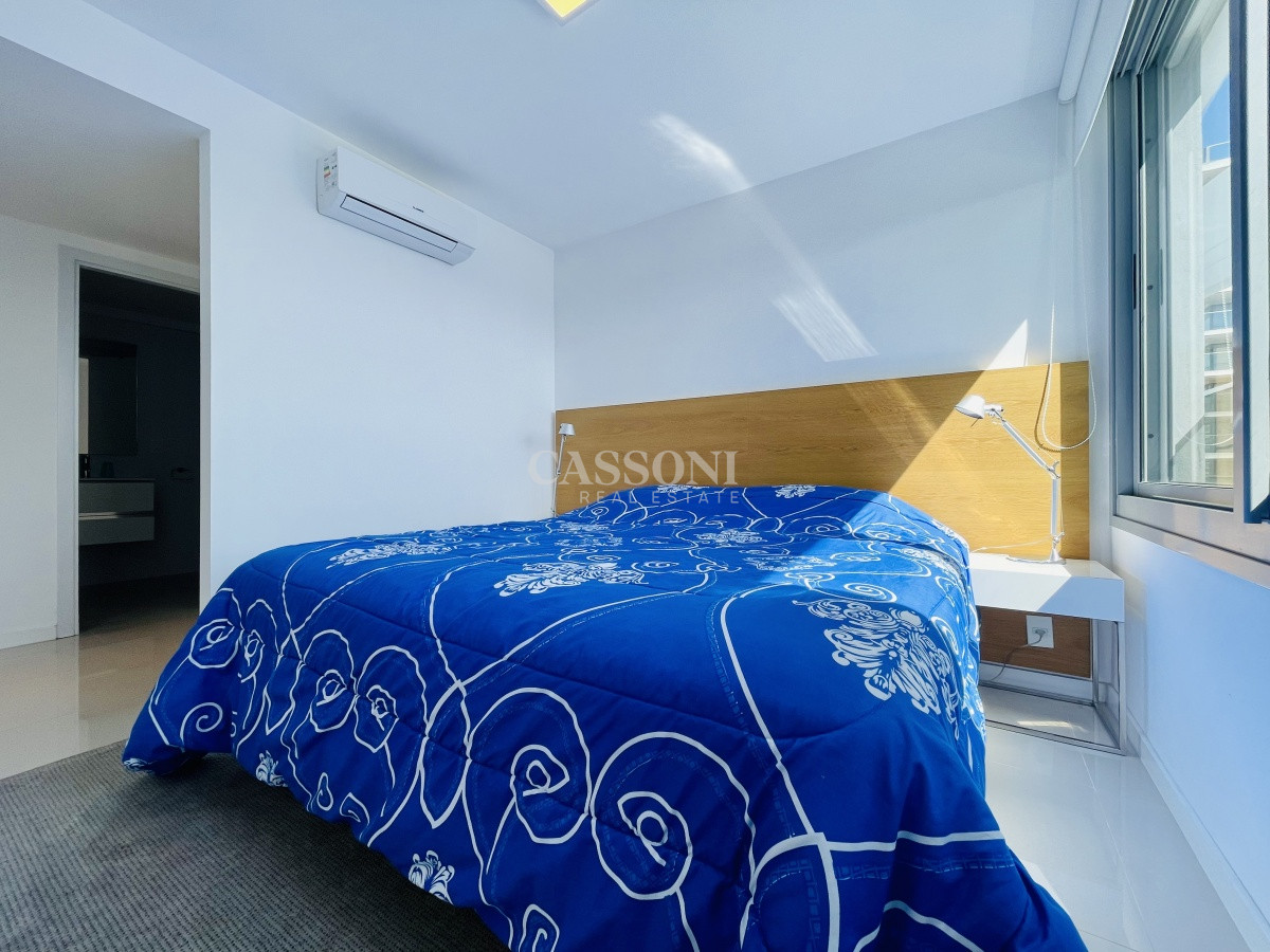 Apartamento ID.2571 - Apartamento de 2 Dormitorios en Venta a metros de playa Brava, Punta del Este
