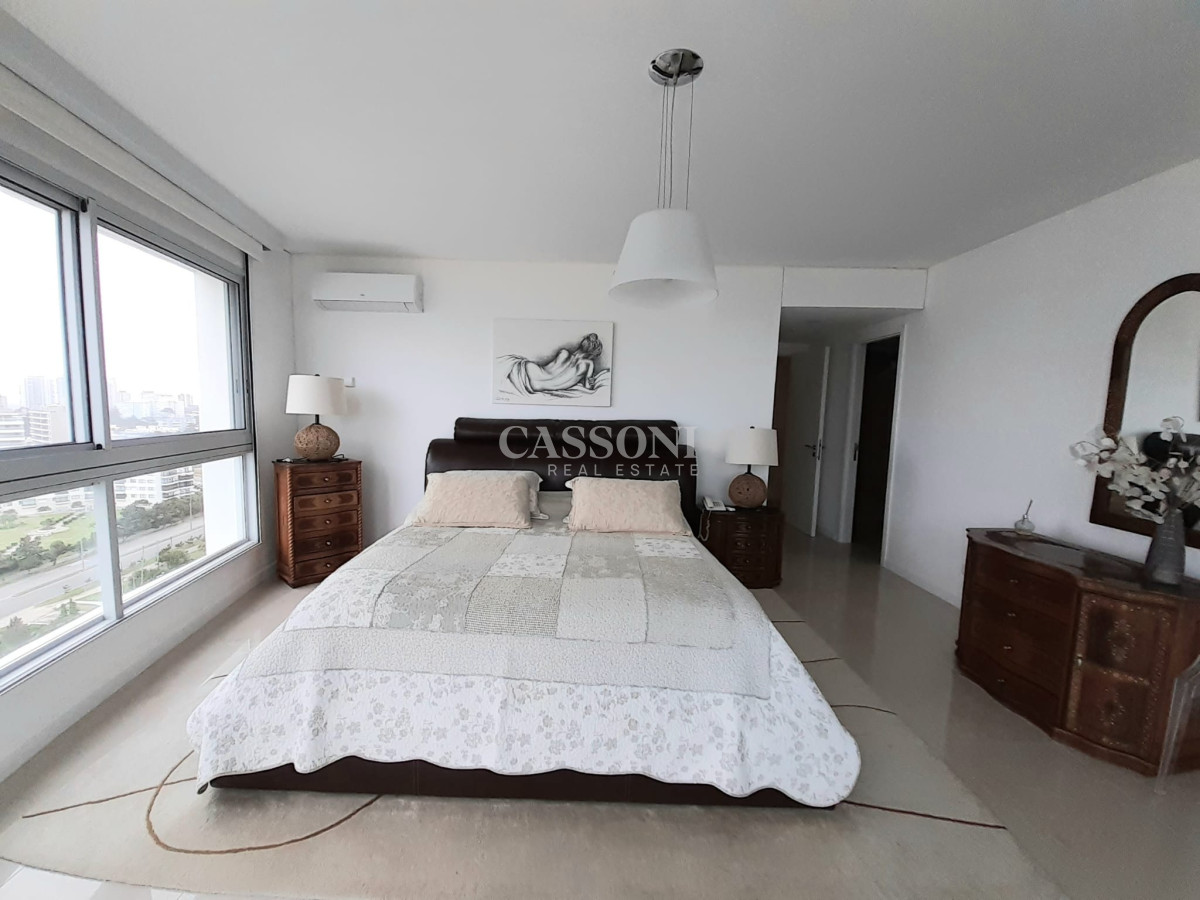 Apartamento ID.4516 - Alquiler temporal de apartamento esquinero en Torre Le Parc II, Playa Brava