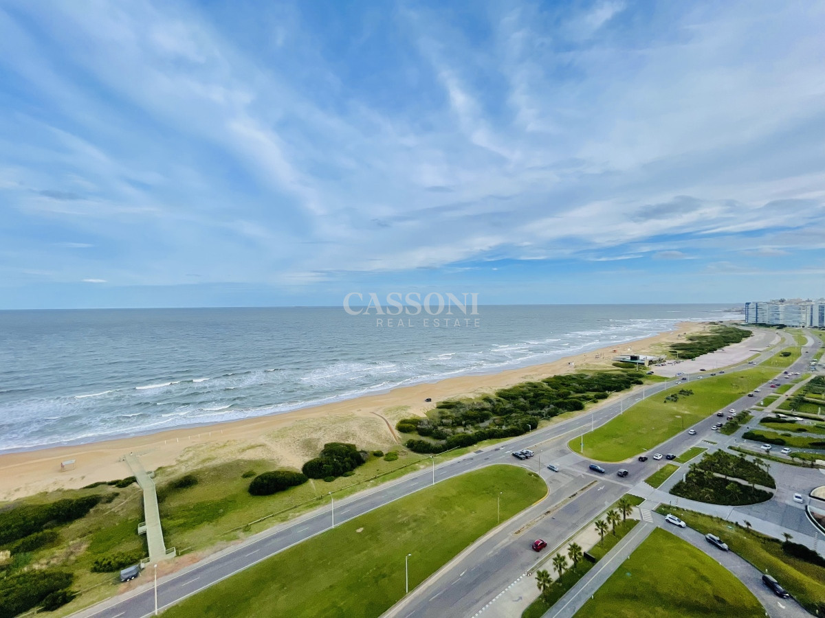Apartamento ID.2914 - Venta Espectacular Apartamento Frente al Mar, 3 Dormitorios, Le Parc Punta del Este