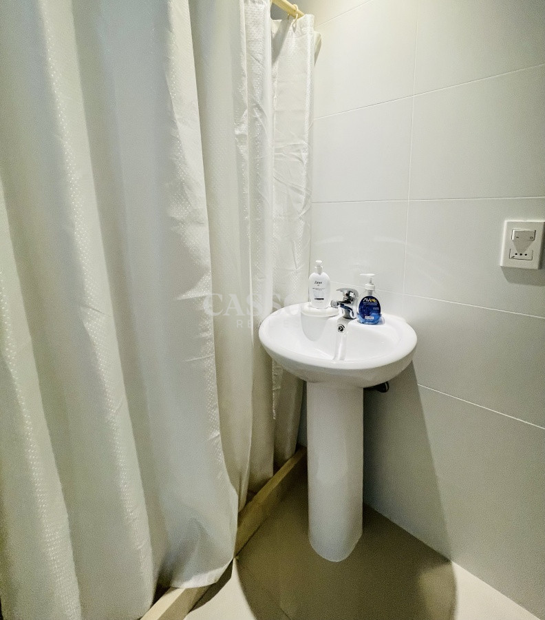Apartamento ID.2571 - Apartamento de 2 Dormitorios en Venta a metros de playa Brava, Punta del Este