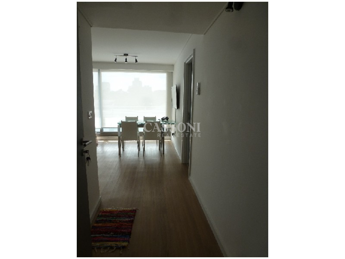 Apartamento ID.4712 - Alquiler temporal de apartamento de dos dormitorios con dos baños en Playa Mansa, Punta del Este