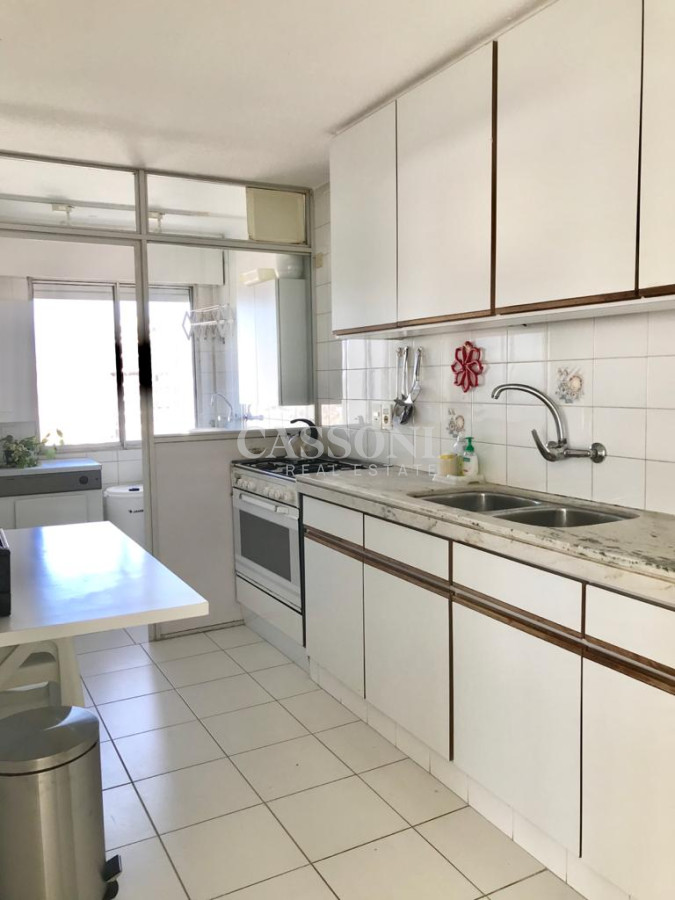 Apartamento ID.2553 - Apartamento de 4 Dormitorios con Vista al Mar - Península de Punta del Este, Venta y Alquiler