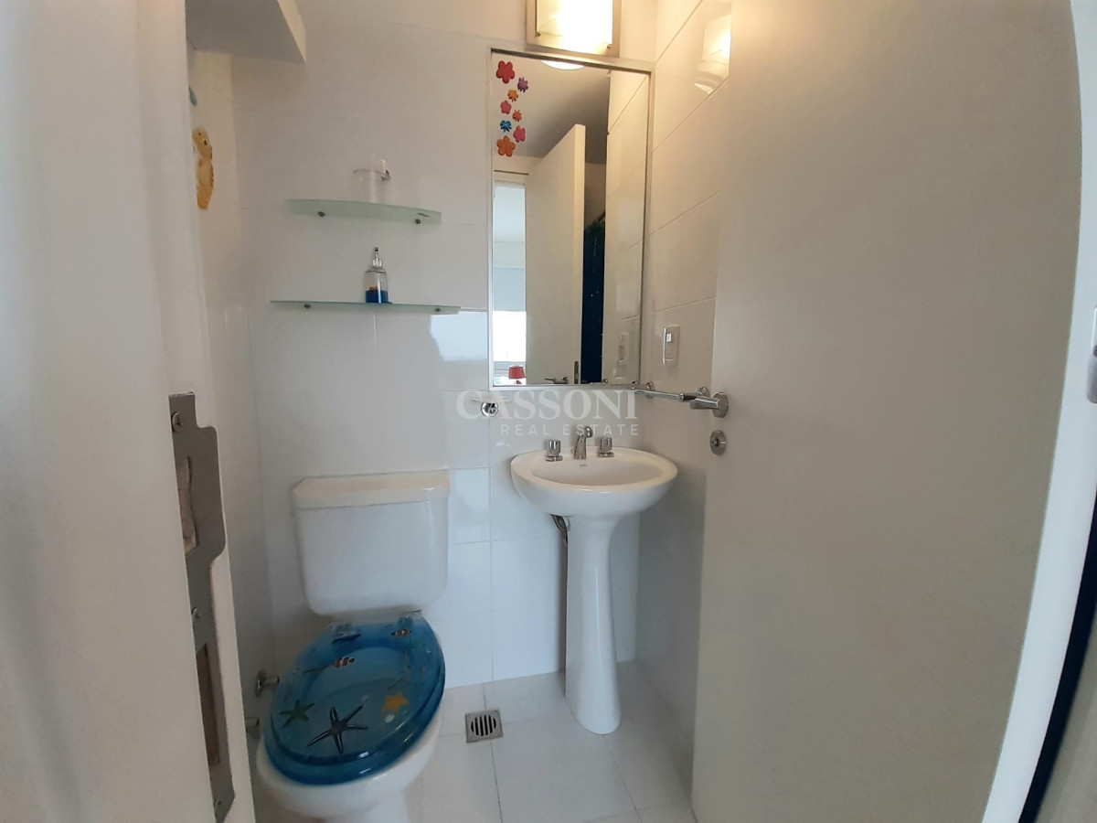 Apartamento ID.4516 - Alquiler temporal de apartamento esquinero en Torre Le Parc II, Playa Brava