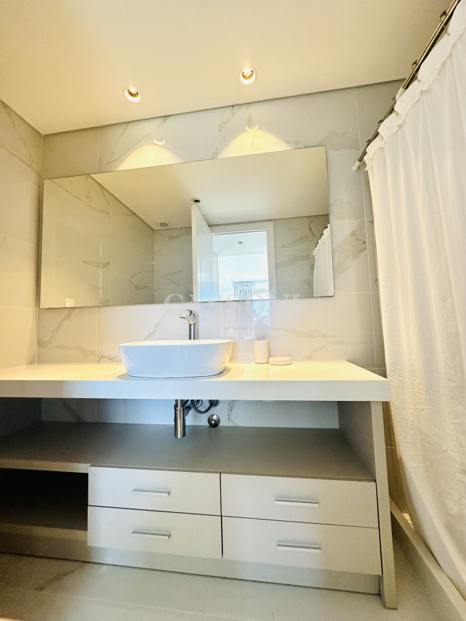 Apartamento ID.2459 - Venta y alquiler temporal de exclusivo departamento de 2 dormitorios en Bikini, Manantiales