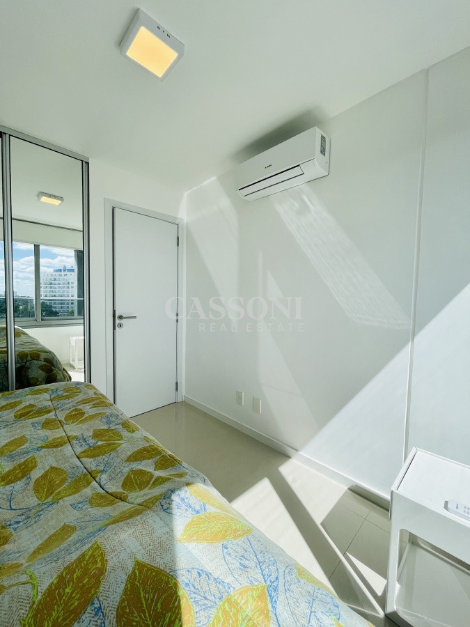 Apartamento ID.2571 - Apartamento de 2 Dormitorios en Venta a metros de playa Brava, Punta del Este