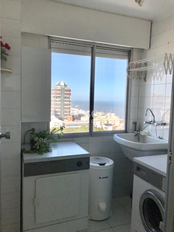 Apartamento ID.2553 - Apartamento de 4 Dormitorios con Vista al Mar - Península de Punta del Este, Venta y Alquiler