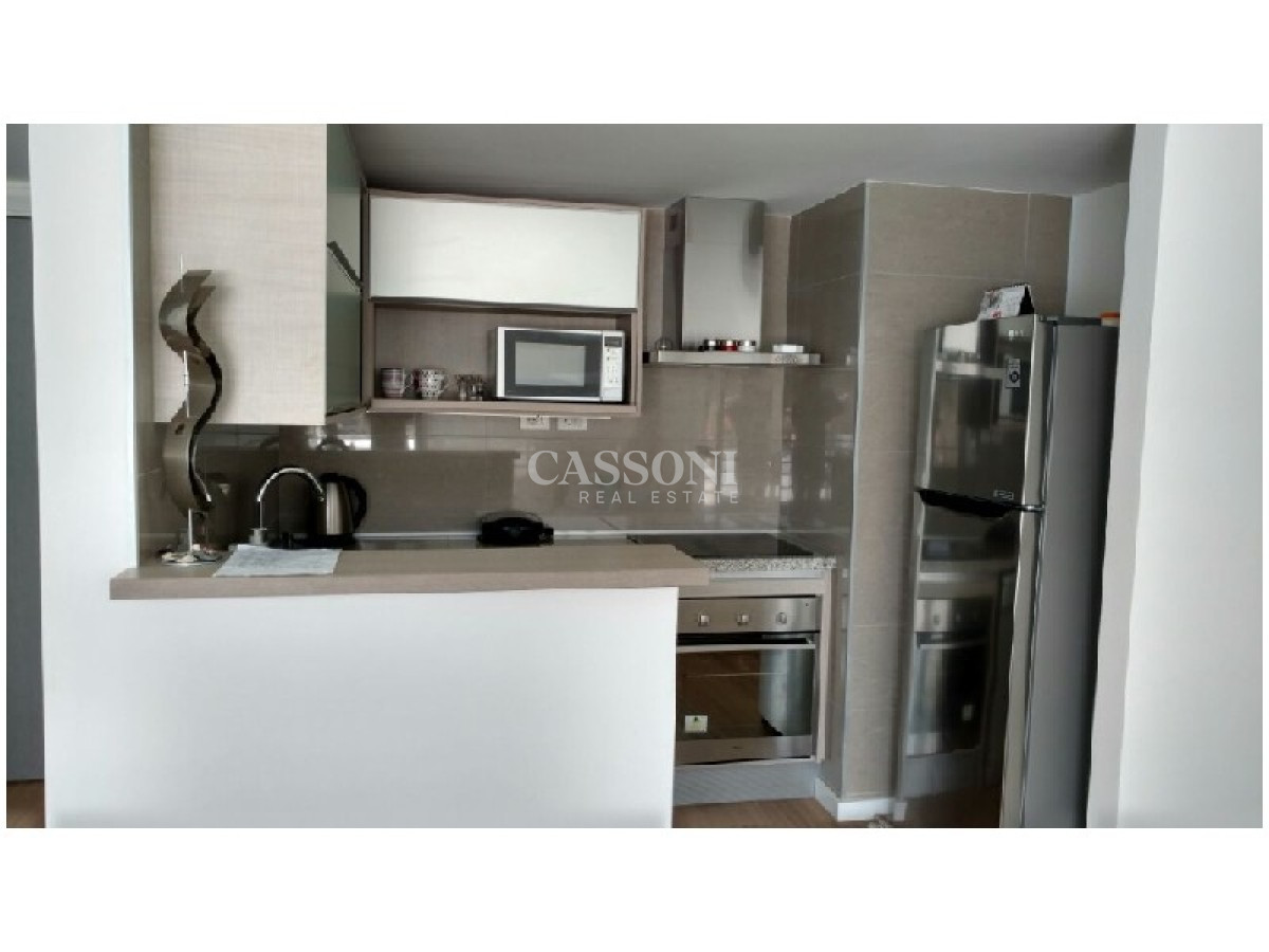 Apartamento ID.4712 - Alquiler temporal de apartamento de dos dormitorios con dos baños en Playa Mansa, Punta del Este