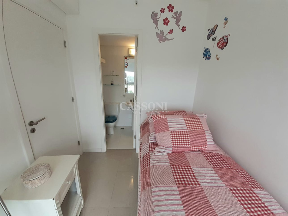 Apartamento ID.4516 - Alquiler temporal de apartamento esquinero en Torre Le Parc II, Playa Brava