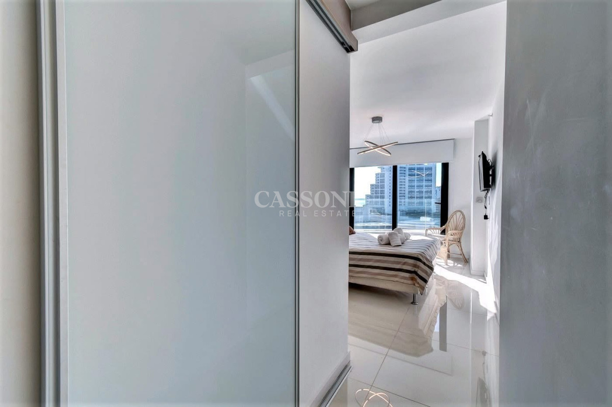Apartamento ID.2969 - Venta de apartamento de dos dormitorios con dos baños moderna Torre, Art Tower, Punta del Este