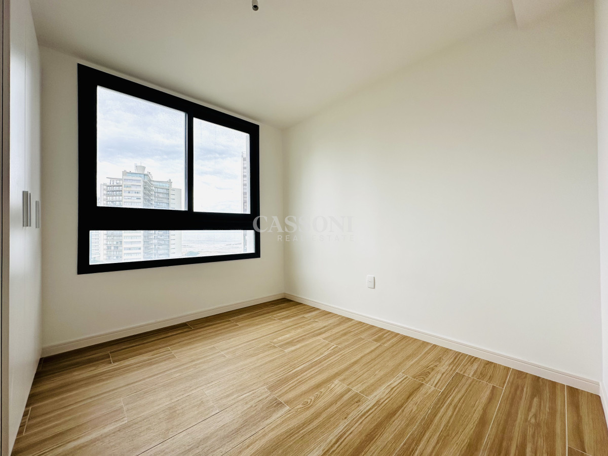 Apartamento ID.2610 - Apartamento de 2 Dormitorios a Estrenar en Alquiler Anual y venta, Playa Brava, Punta del Este