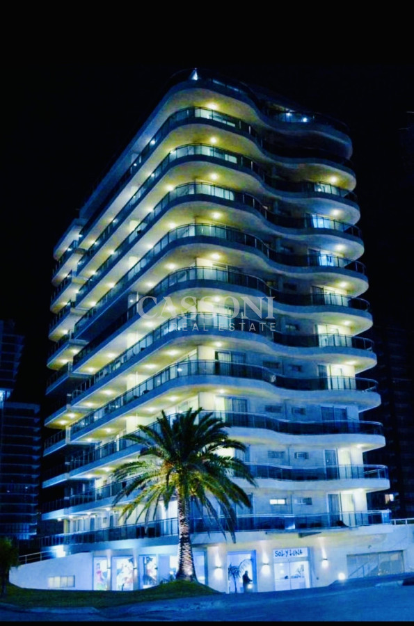 Apartamento ID.4226 - Apartamento de 1 Dormitorio en Torre con Servicios, Cerca del Mar - Alquiler Anual, Punta del Este