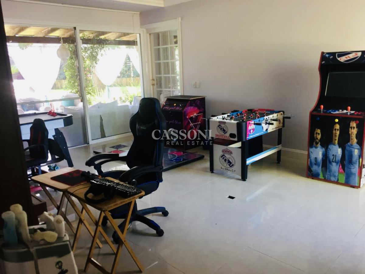Casa ID.3258 - Excelente Casa de 5 Dormitorios en Barrio Privado La Arbolada, Punta del Este