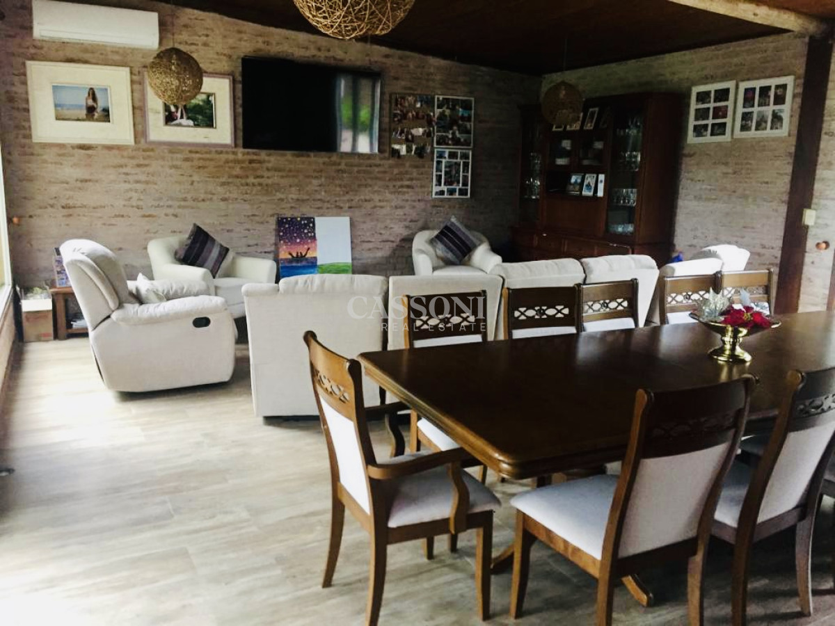 Casa ID.3258 - Excelente Casa de 5 Dormitorios en Barrio Privado La Arbolada, Punta del Este