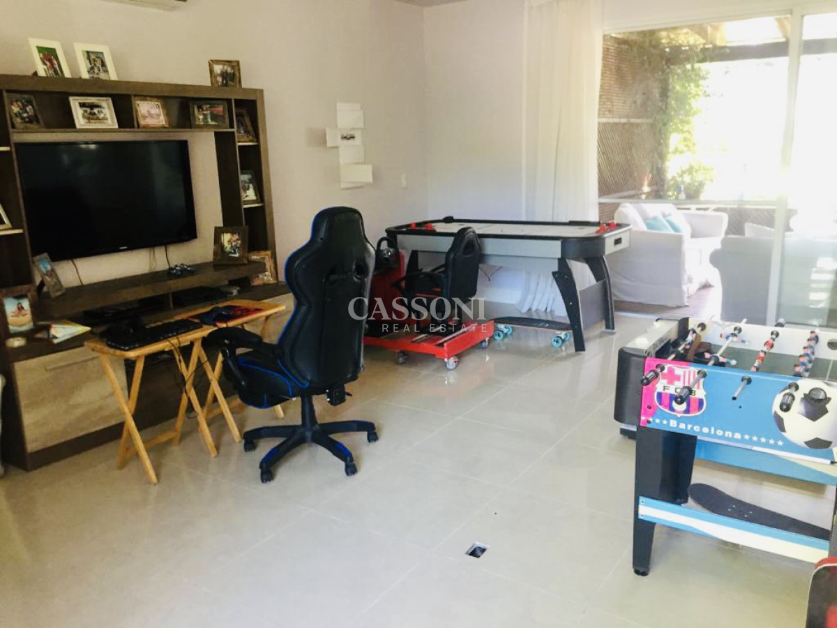 Casa ID.3258 - Excelente Casa de 5 Dormitorios en Barrio Privado La Arbolada, Punta del Este