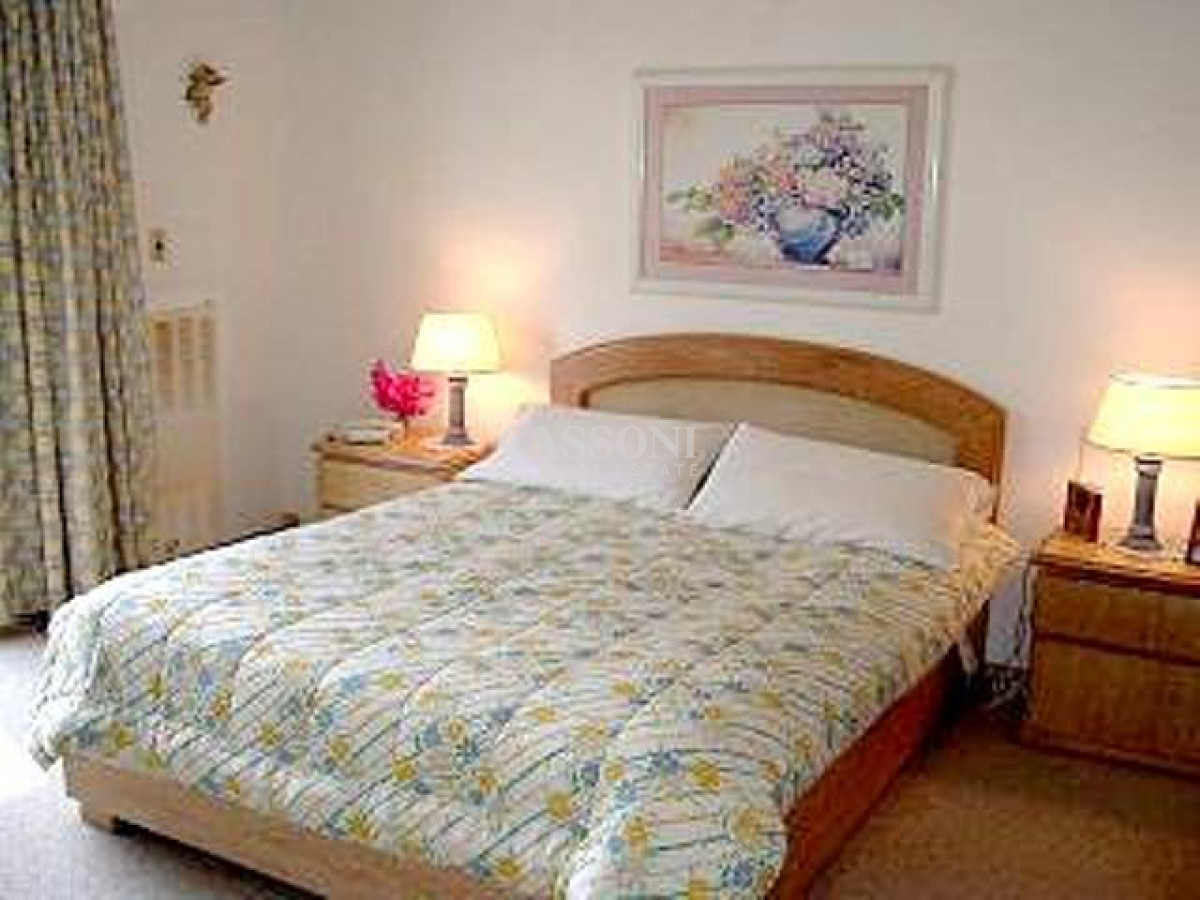 Casa ID.3416 - Excelente Casa de 4 Dormitorios con Piscina en Playa Mansa, Venta