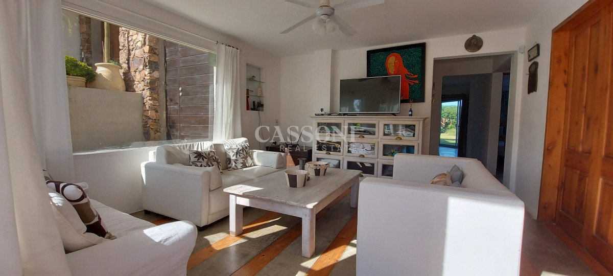 Casa ID.2990 - Excelente Casa de 4 Dormitorios en Montoya, La Barra