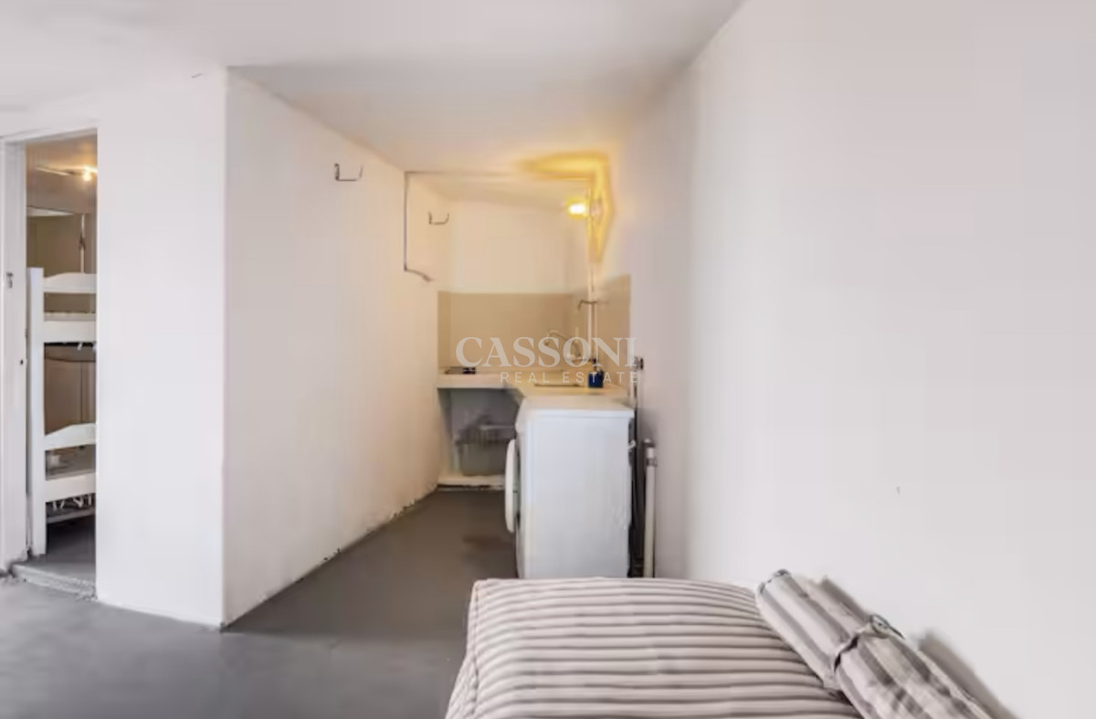 Casa ID.3308 - Gran Casa en Venta sobre el Mar de 5 Dormitorios y Dependencia en Península, Punta del Este