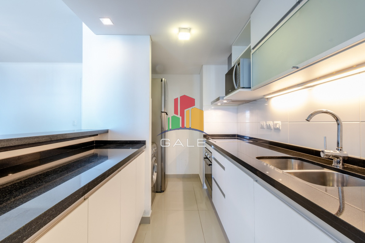 Apartamento ID.377 - Apartamento de 2 Dormitorios en Playa Brava con Vista al Mar - Venta