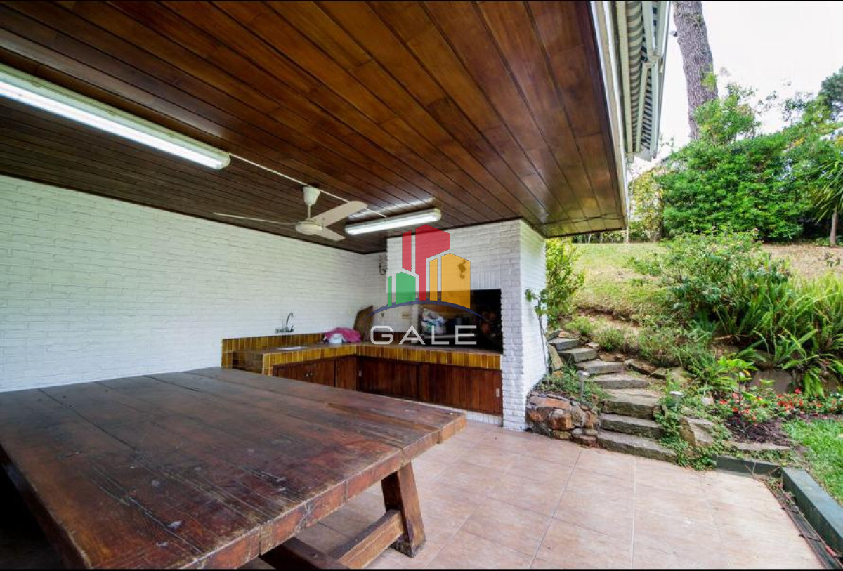 Casa ID.3296 - Excelente Casa de 4 Dormitorios en Playa Mansa, Ideal para vivir todo el año