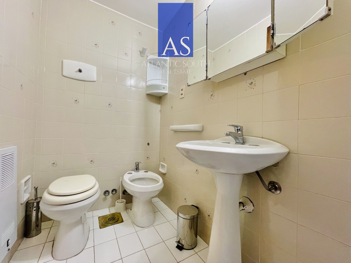 Apartamento ID.3190 - Oportunidad apartamento 3 Dormitorios con Vista al Mar Playa Mansa