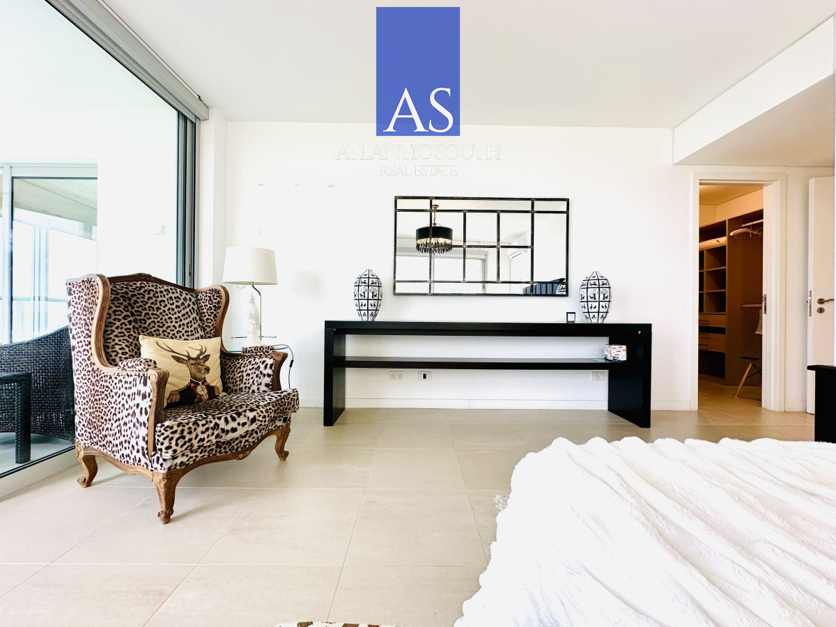 Apartamento ID.3549 - Espectacular apartamento esquinero en Torre Le Parc, Playa Brava, Punta del Este