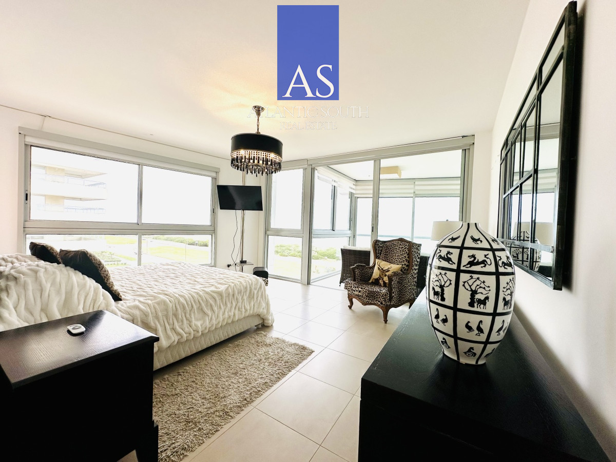 Apartamento ID.3549 - Espectacular apartamento esquinero en Torre Le Parc, Playa Brava, Punta del Este