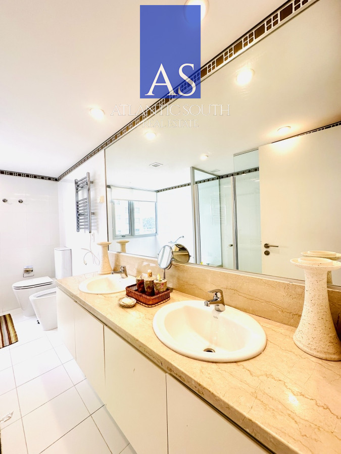 Apartamento ID.3549 - Espectacular apartamento esquinero en Torre Le Parc, Playa Brava, Punta del Este