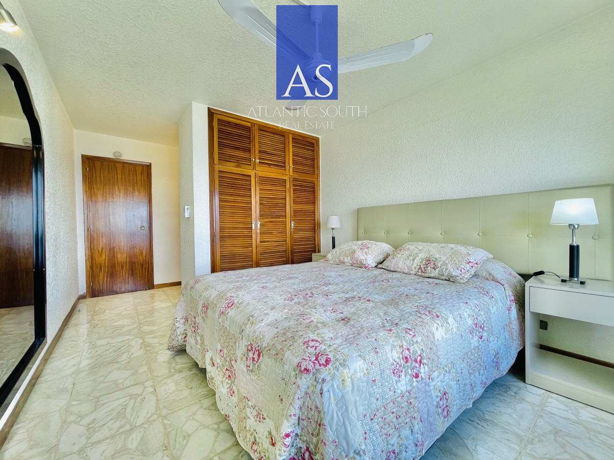 Apartamento ID.3190 - Oportunidad apartamento 3 Dormitorios con Vista al Mar Playa Mansa
