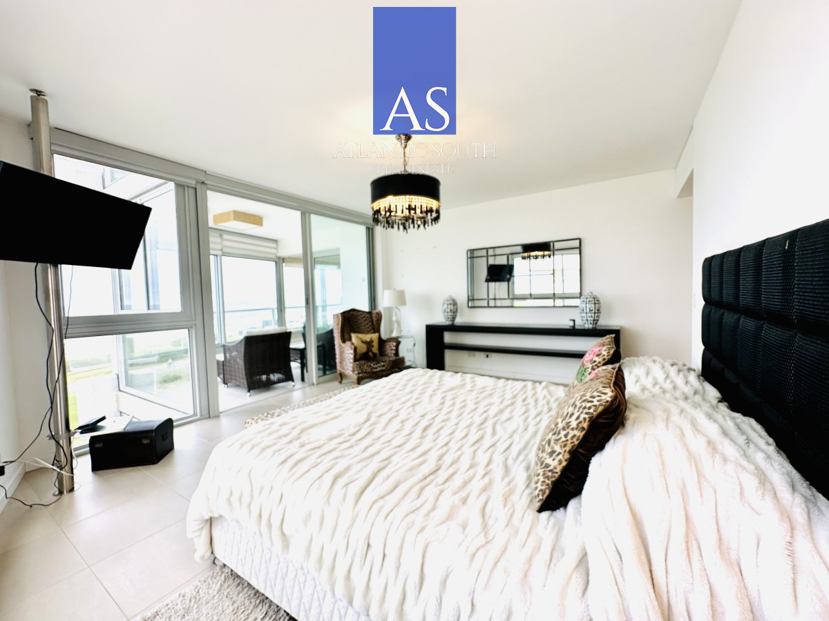 Apartamento ID.3549 - Espectacular apartamento esquinero en Torre Le Parc, Playa Brava, Punta del Este