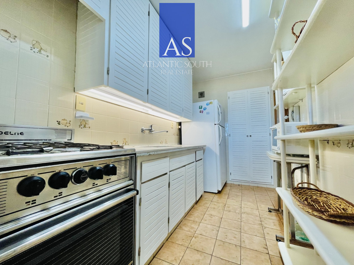 Apartamento ID.3190 - Oportunidad apartamento 3 Dormitorios con Vista al Mar Playa Mansa