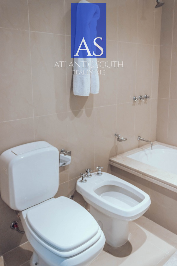 Apartamento ID.1809 - Venta de maravilloso departamento penthouse en complejo privado de Playa Mansa