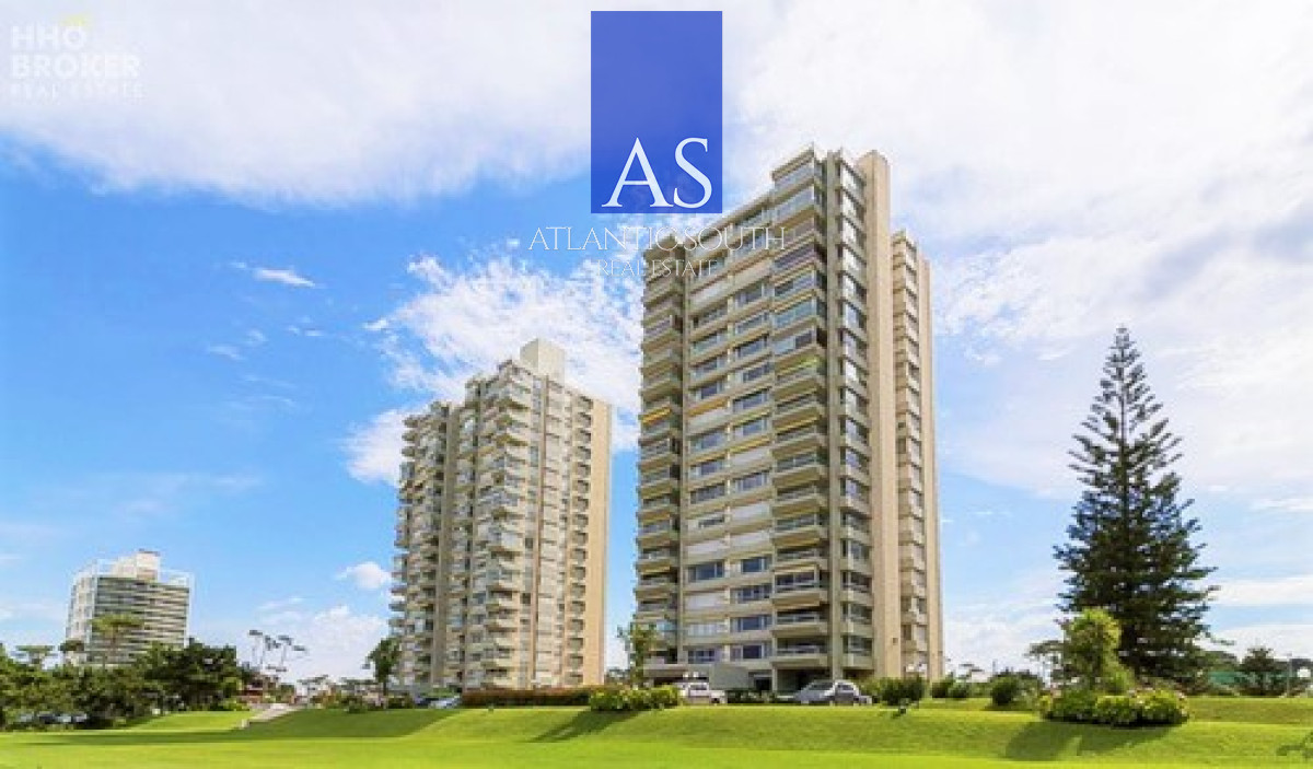 Apartamento ID.3190 - Oportunidad apartamento 3 Dormitorios con Vista al Mar Playa Mansa