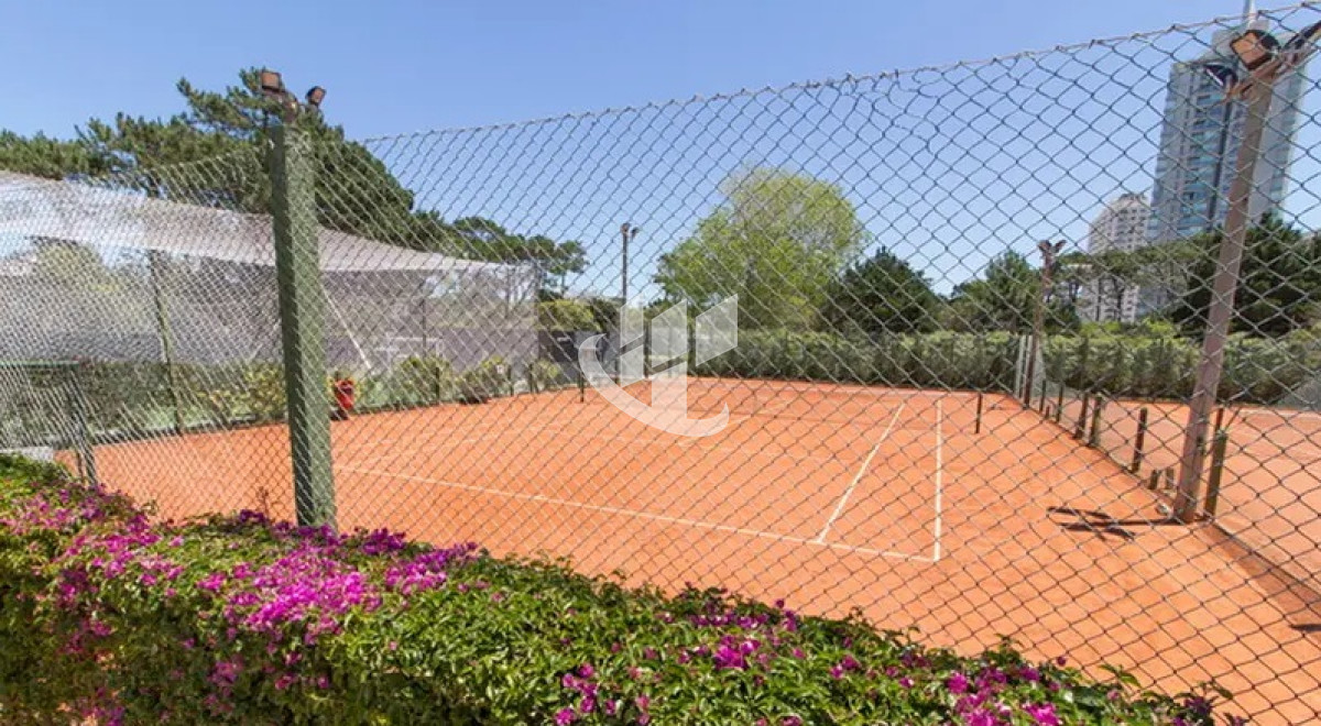 Apartamento ID.159 - Apartamento, alquiler temporada, 2 Dormitorios, Ocean Drive, Punta del Este