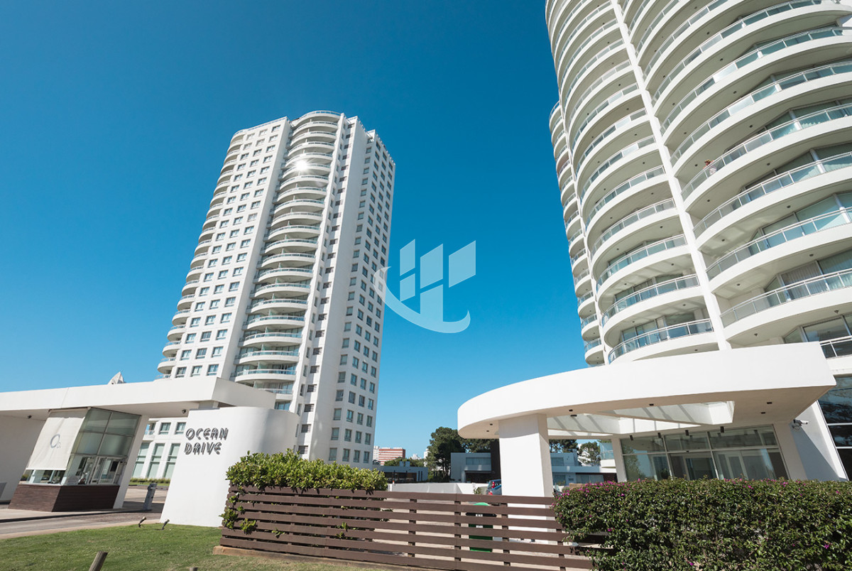 Apartamento ID.159 - Apartamento, alquiler temporada, 2 Dormitorios, Ocean Drive, Punta del Este