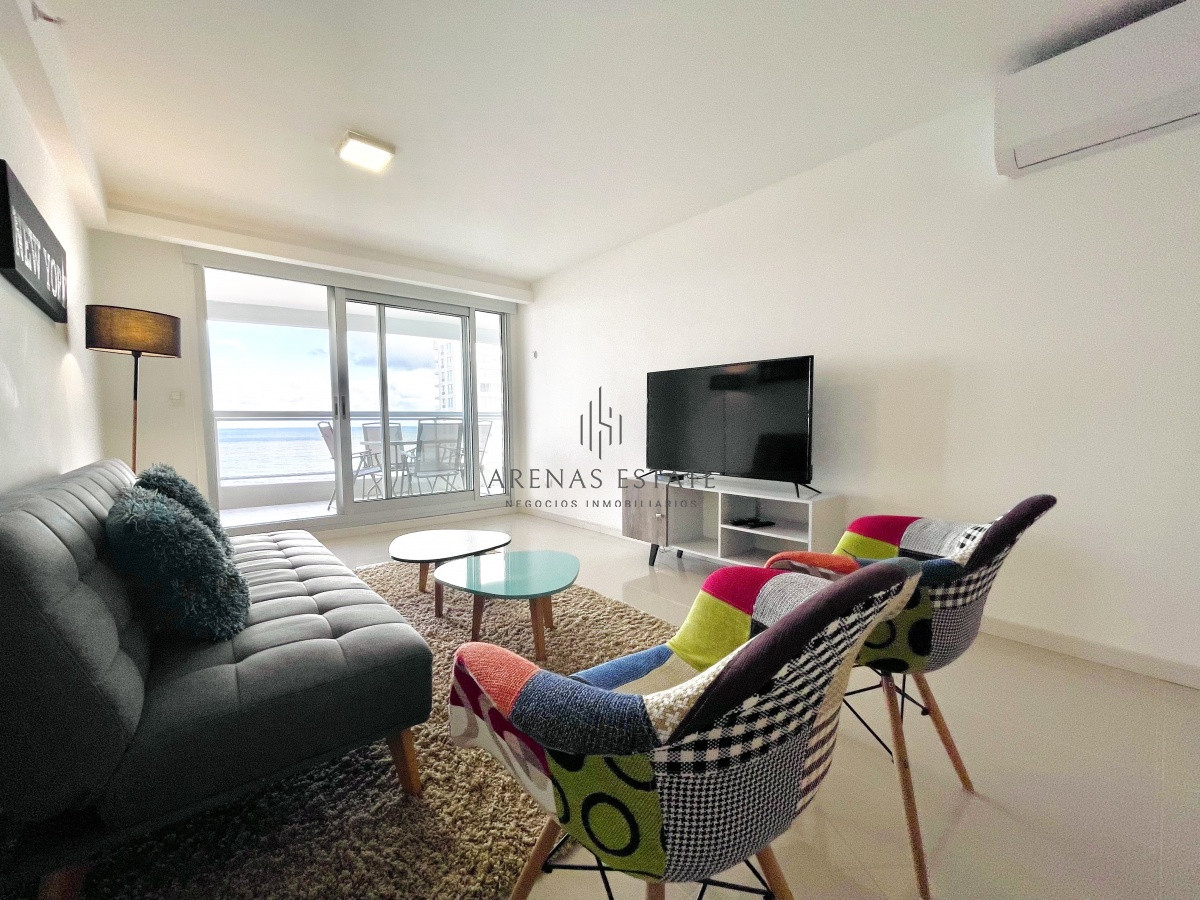 Apartamento ID.610 - Apartamento de 2 Dormitorios y Parrillero con Vista al Mar en Playa Brava, Look Tower