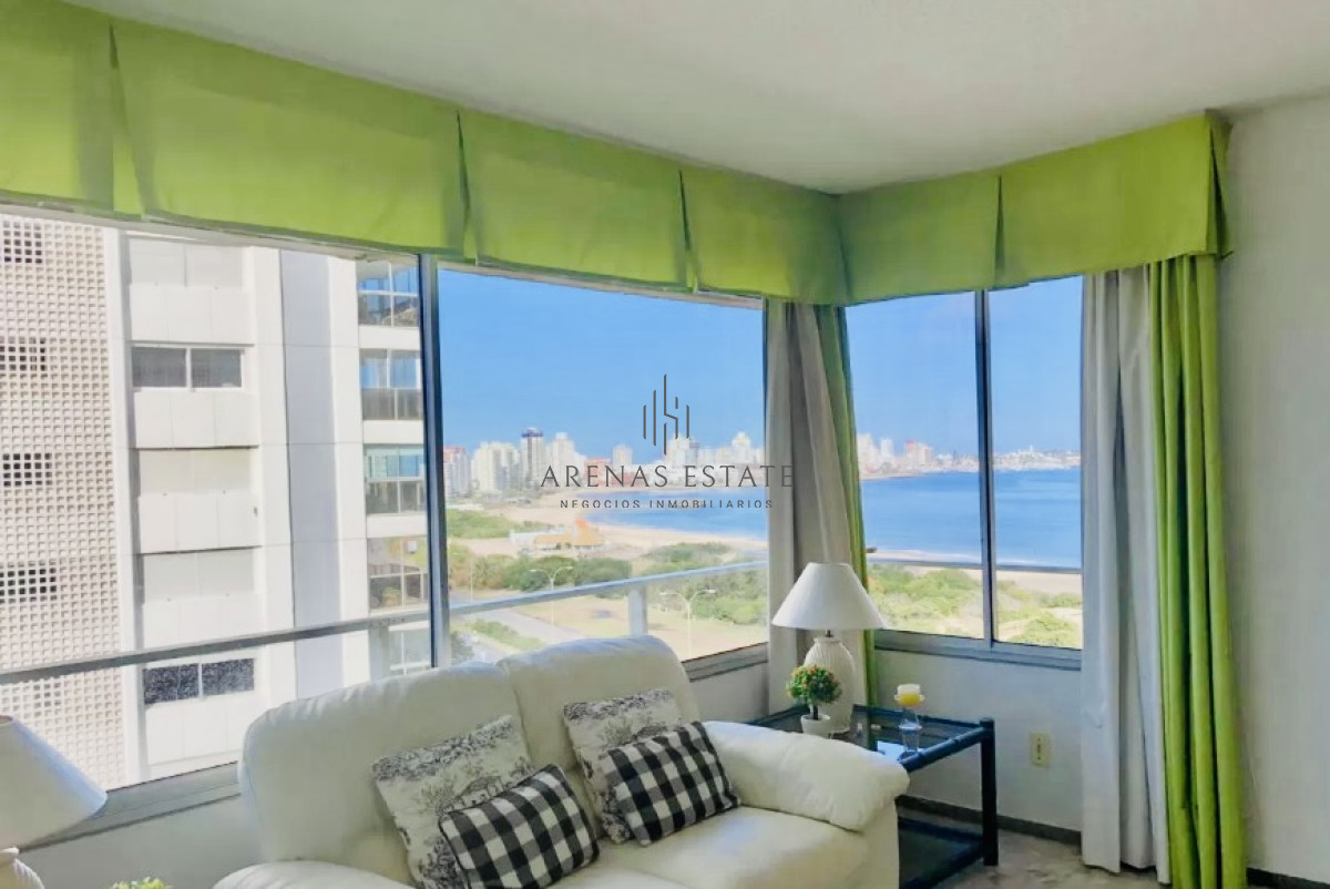 Apartamento ID.1969 - Apartamento de 2 Dormitorios Frente al Mar, con Vista - Playa Mansa, Venta