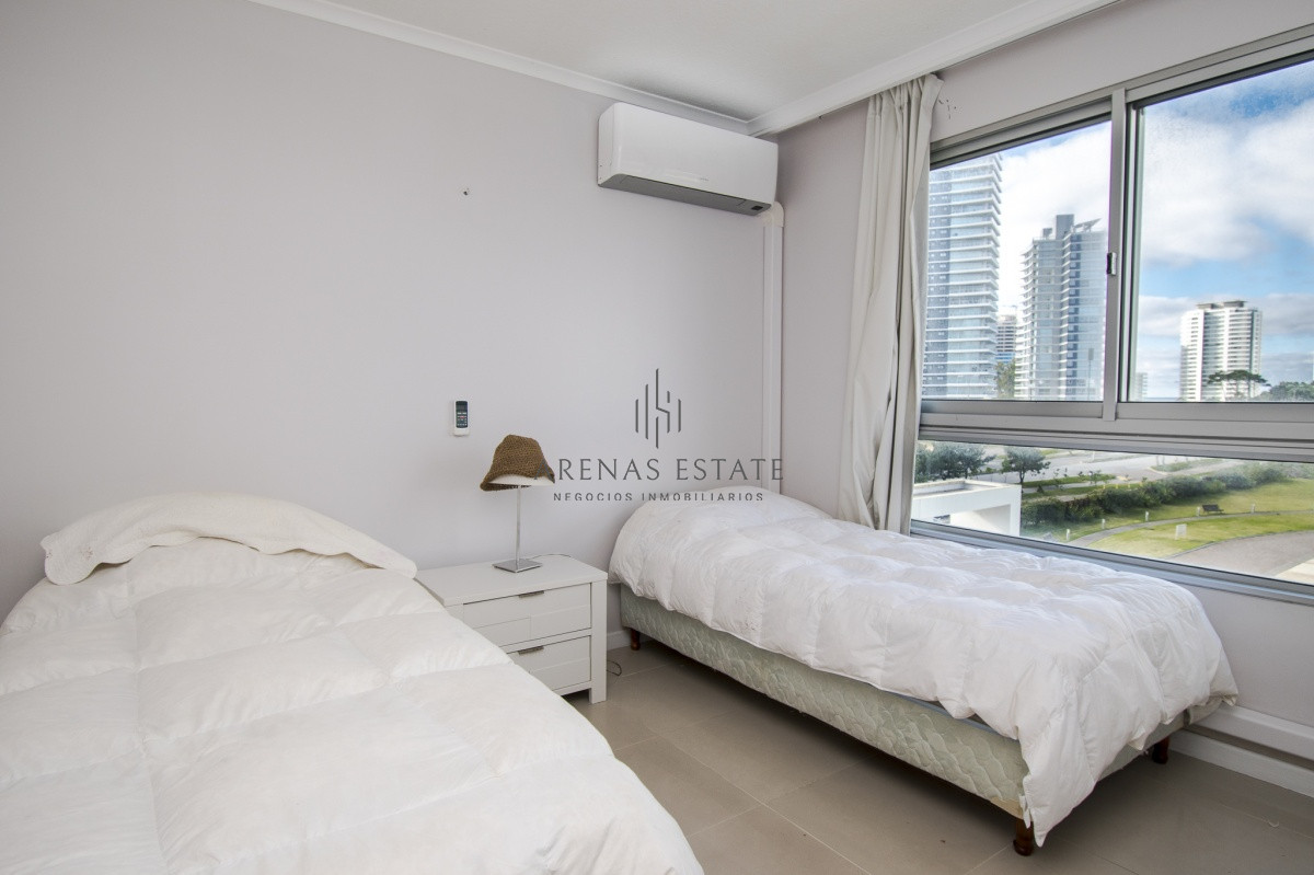 Apartamento ID.2690 - Apartamento de 3 Dormitorios en Venta - Ocean Drive