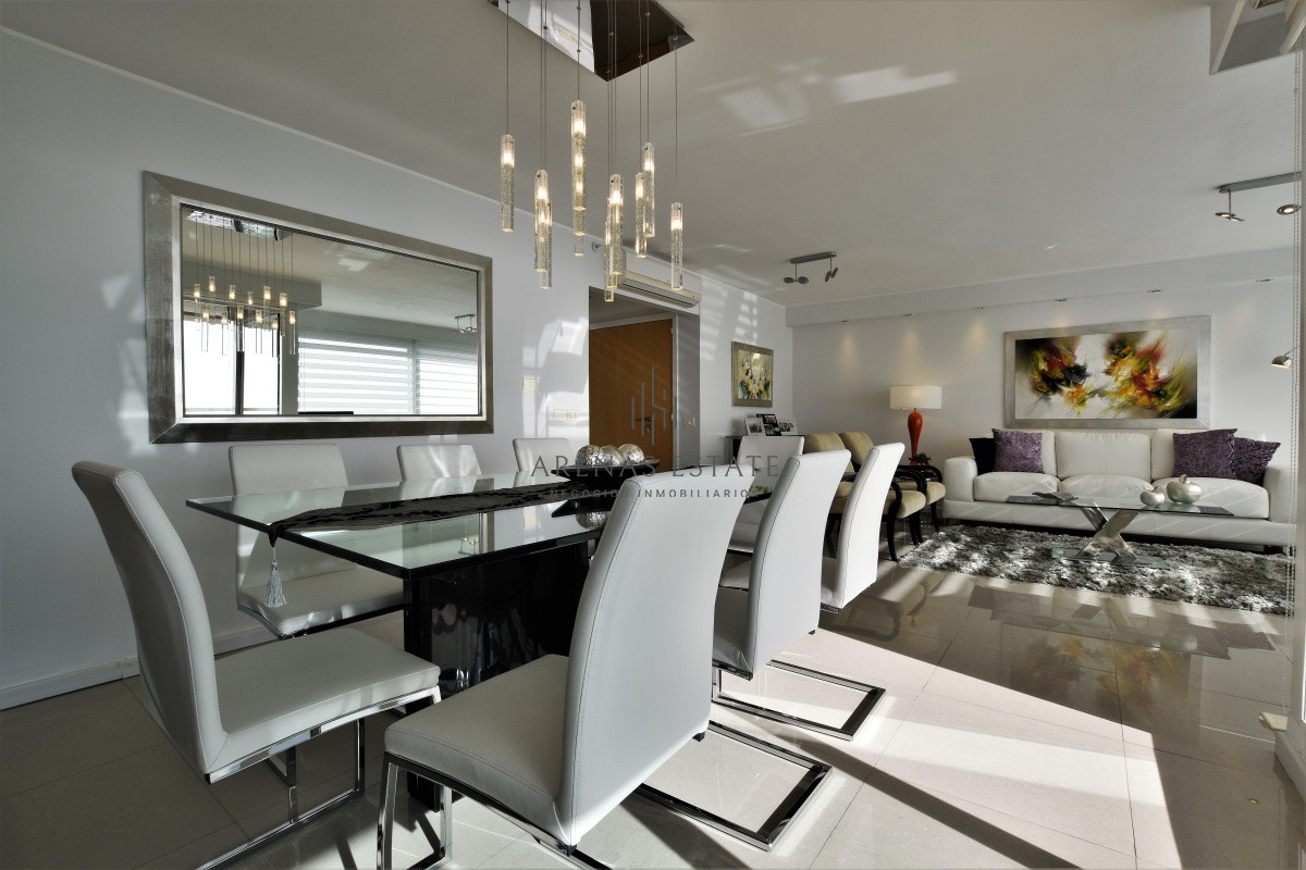 Apartamento ID.564 - Moderno apartamento de 3 Dormitorios y Dependencia Playa Mansa