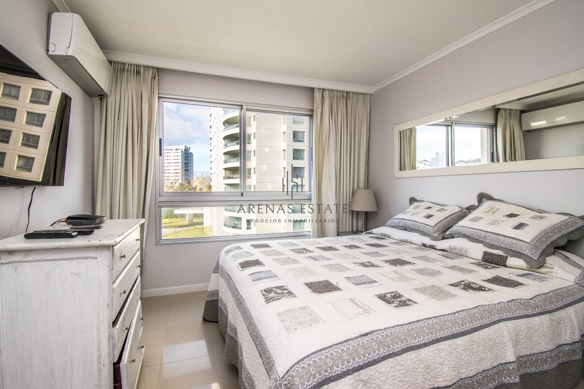 Apartamento ID.2690 - Apartamento de 3 Dormitorios en Venta - Ocean Drive