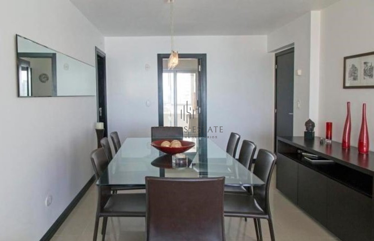 Apartamento ID.1418 - enta de Excelente Apartamento de 3 Dormitorios con Vista al Mar, Playa Mansa, Punta del Este