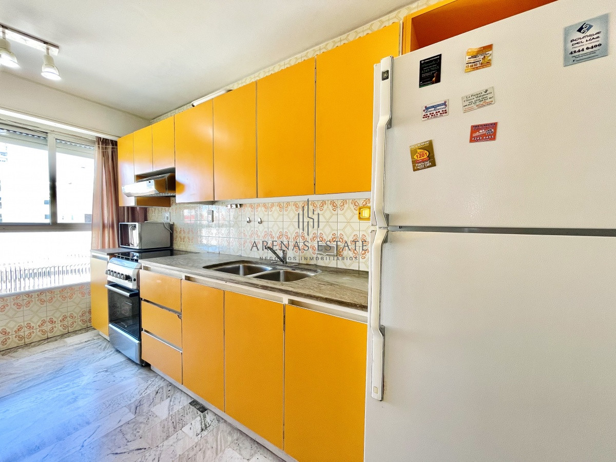 Apartamento ID.600 - Apartamento de 2 Dormitorios Reciclado, Península de Punta del Este