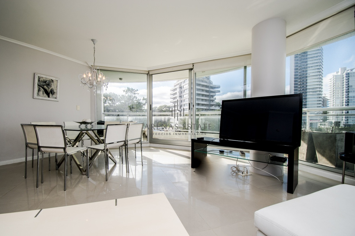 Apartamento ID.2690 - Apartamento de 3 Dormitorios en Venta - Ocean Drive