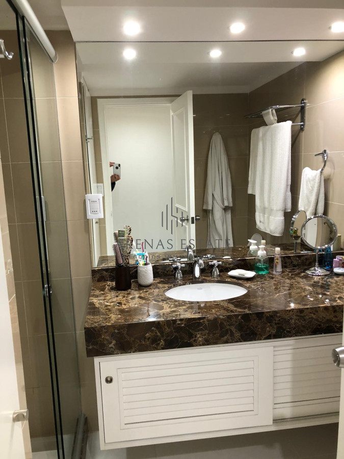 Apartamento ID.438 - Apartamento de 2 Dormitorios Frente a Playa Mansa