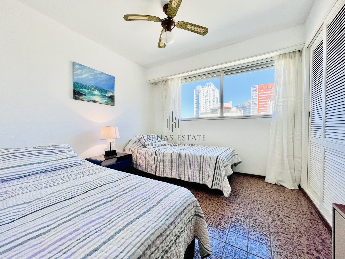 Apartamento ID.600 - Apartamento de 2 Dormitorios Reciclado, Península de Punta del Este