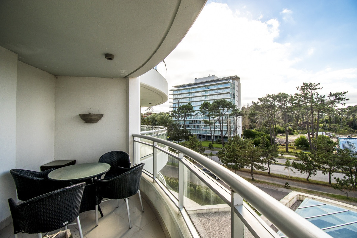 Apartamento ID.2690 - Apartamento de 3 Dormitorios en Venta - Ocean Drive