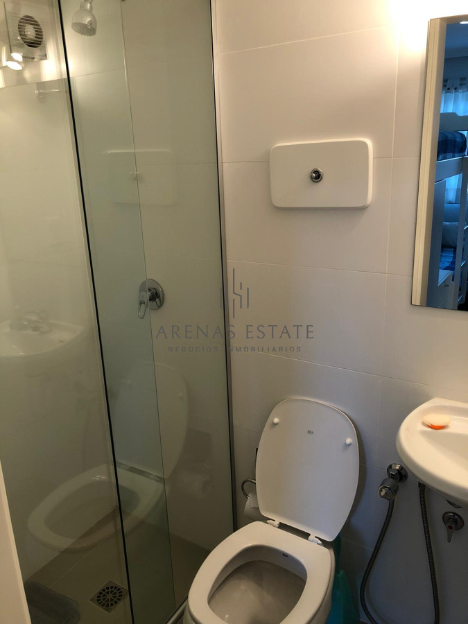 Apartamento ID.438 - Apartamento de 2 Dormitorios Frente a Playa Mansa